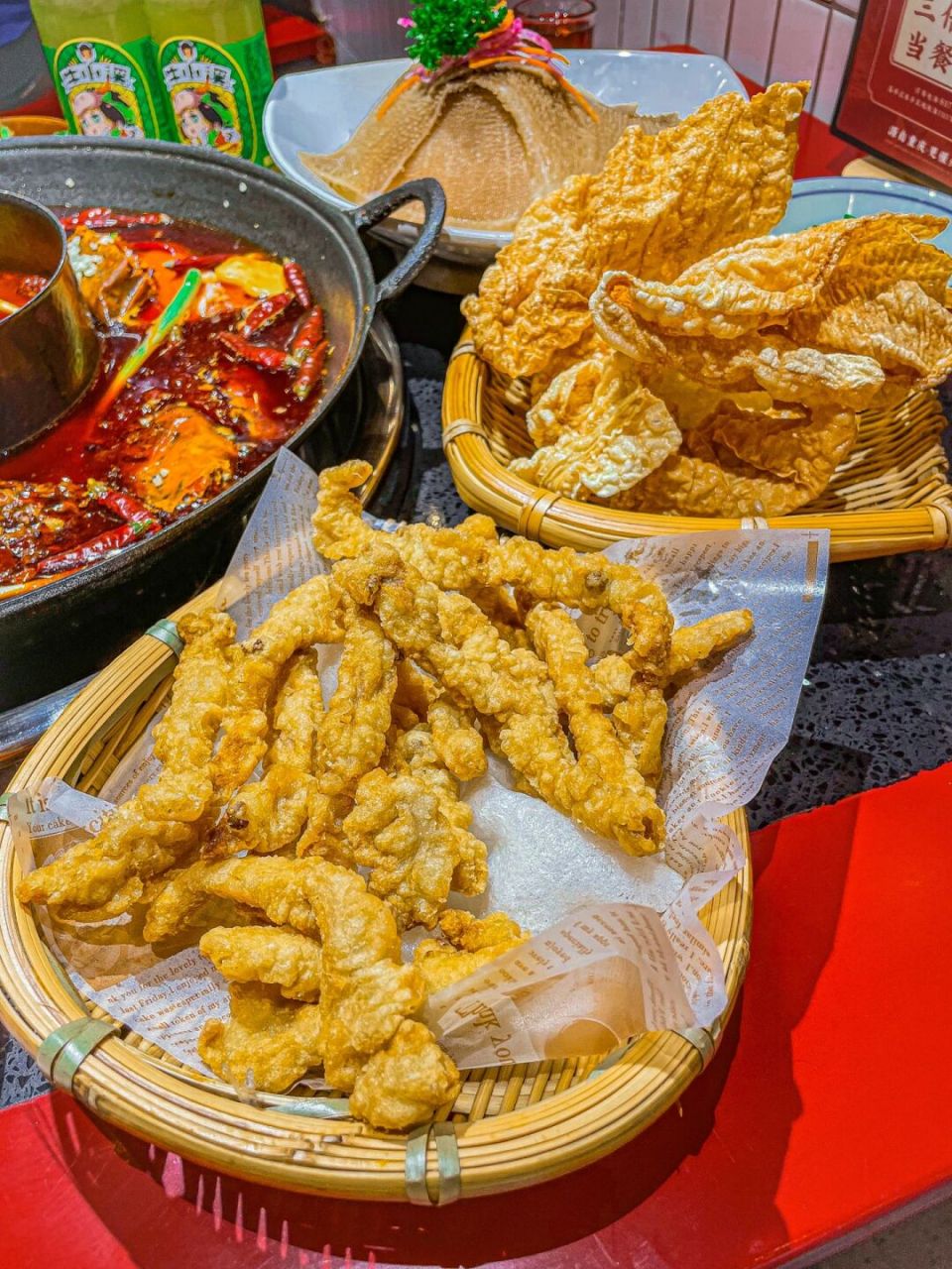 这么好吃的瓜娃子火锅,真的香惨了! 73跟好久不见的朋友吃顿饭吧!