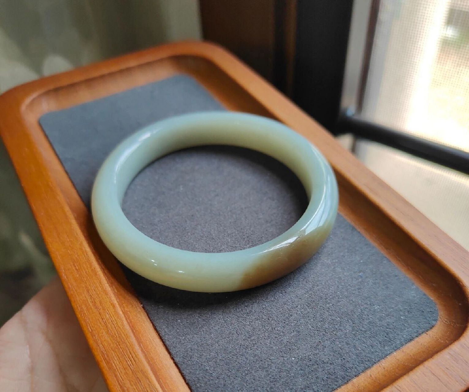 5圈口平安手镯1500 和田玉新疆且末蓝飘色58.5圈口平安手镯1500秒出.