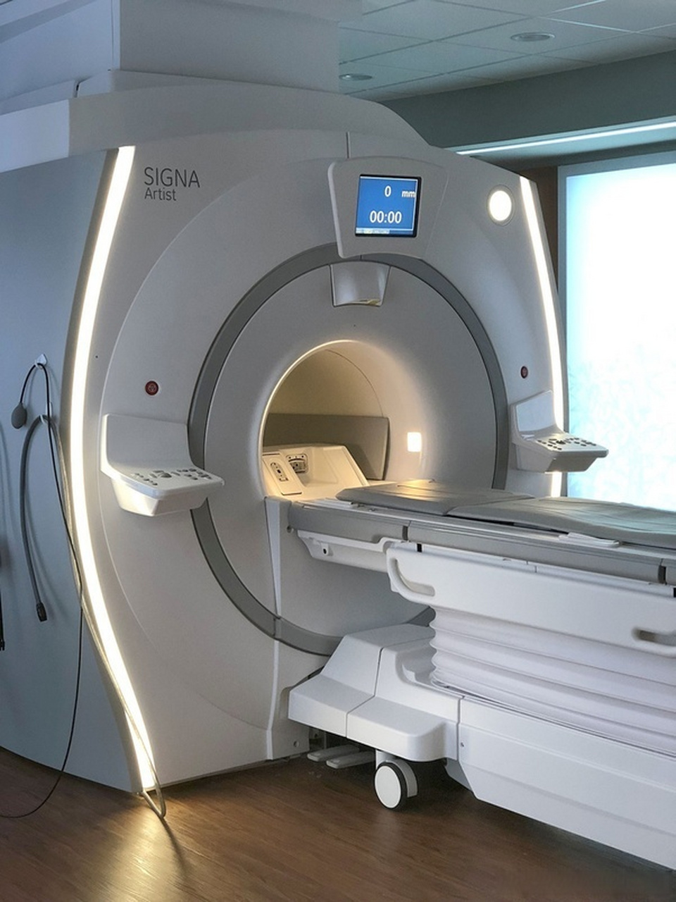 【装备知识】核磁共振成像机器从不关闭  mri(核磁共振成像)机器从不