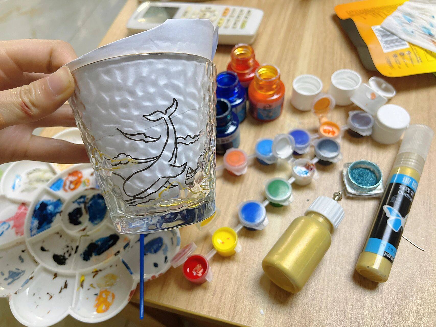 玻璃杯彩绘|鲸鱼95手绘画 金丝玻璃杯彩绘 绘画工具分享:玻璃画颜料