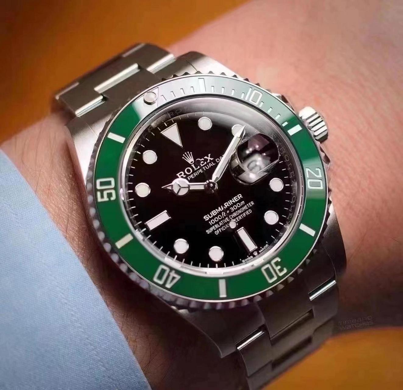 劳力士三代绿水鬼m126610lv-0002 官方售价:82800(rmb) 劳力士在2020