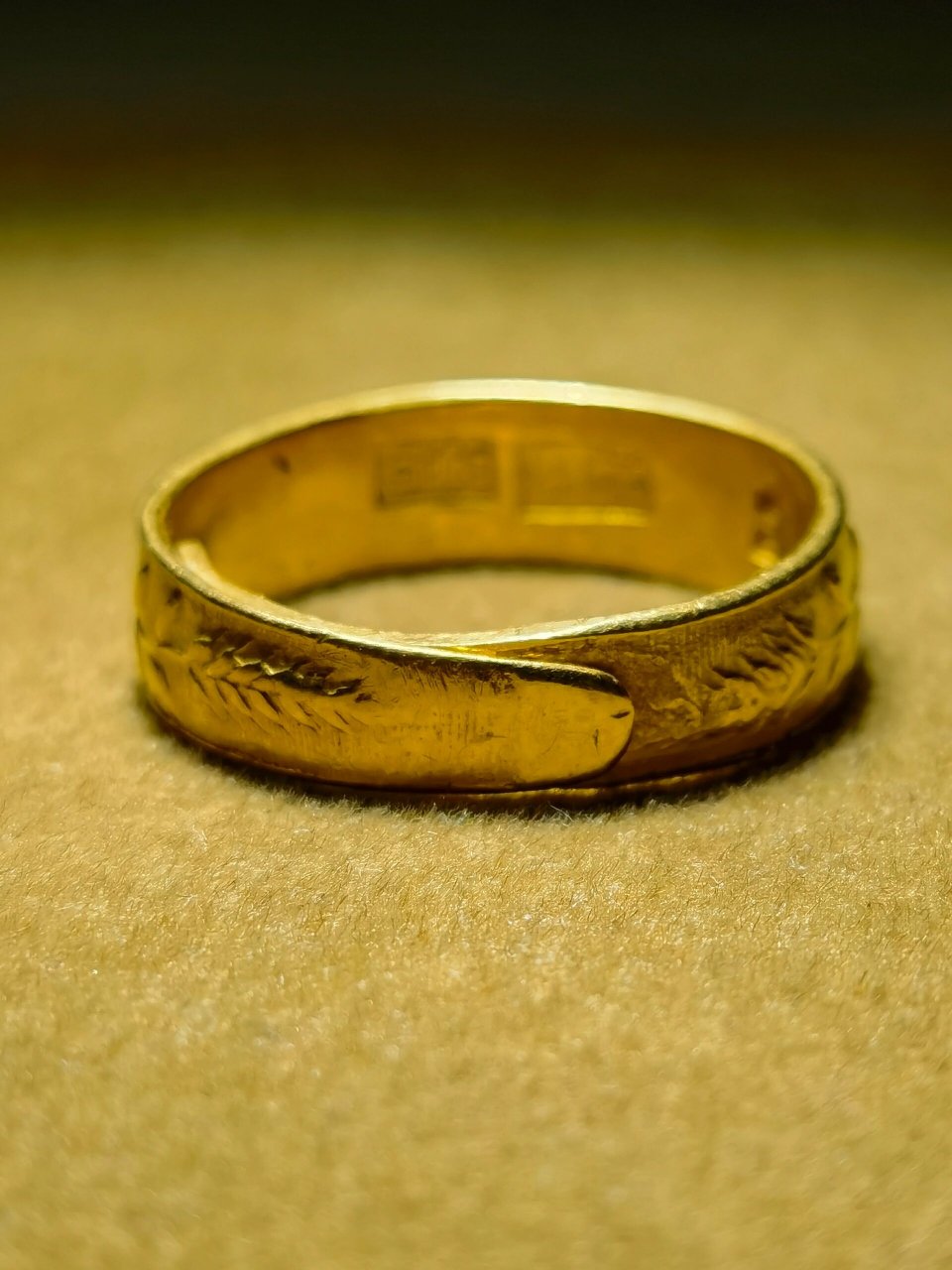 建国后 老金戒指 少见特殊题材 抗美援朝 建国后 老金戒指 少见特殊