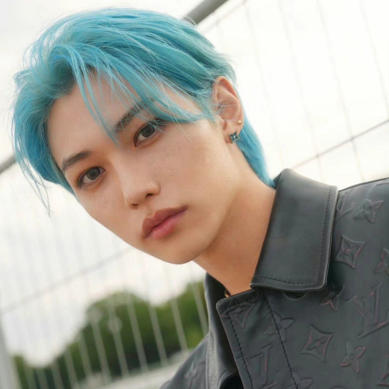 李龙馥稀有头像2.0 蓝发好帅!!!