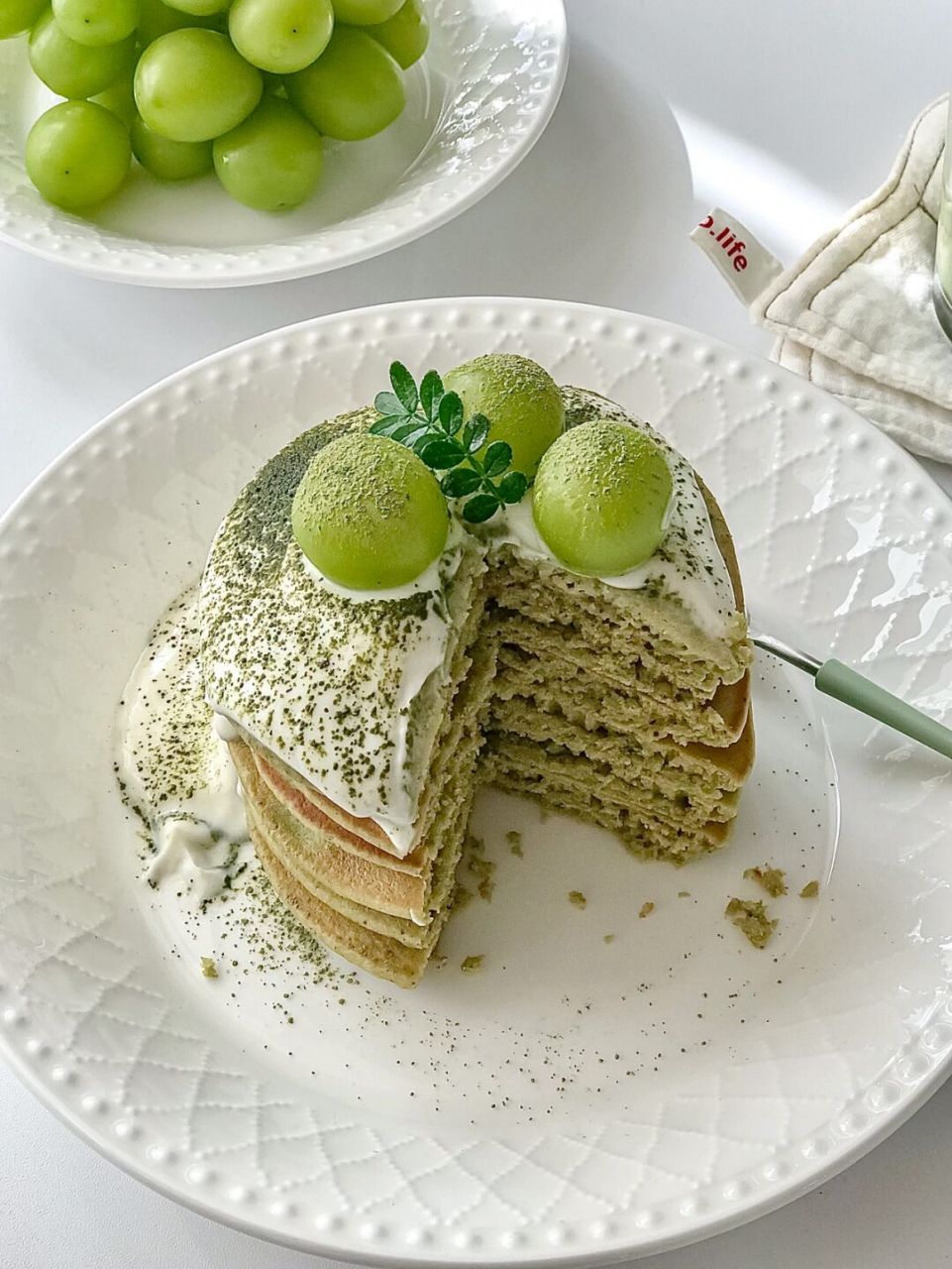 今日早餐93 抹茶松饼08 抹茶拿铁95 青提 - 快手美味的松饼,搅