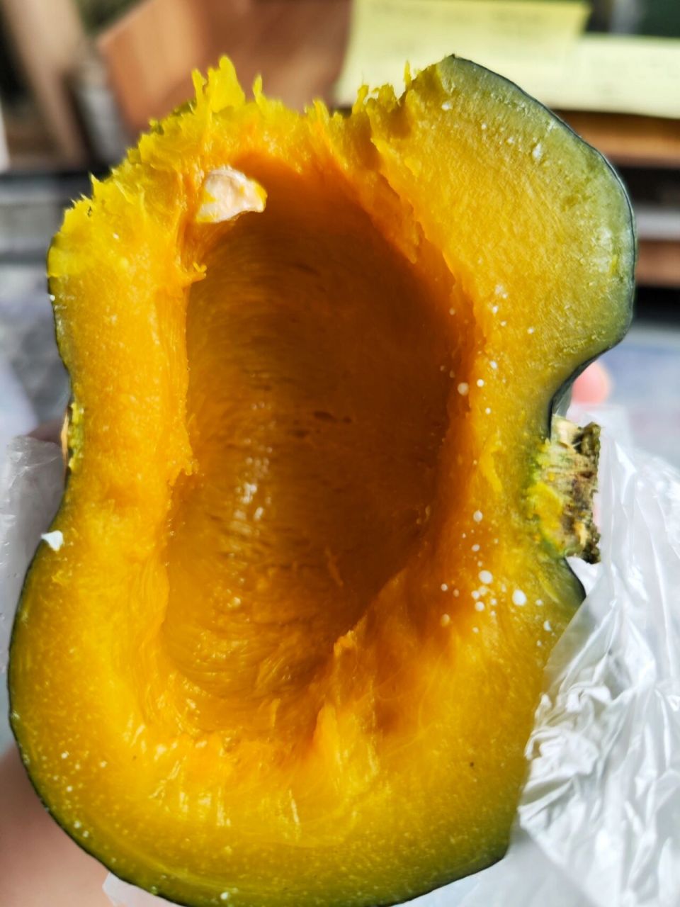 贝贝南瓜这个白色的浆能不能吃