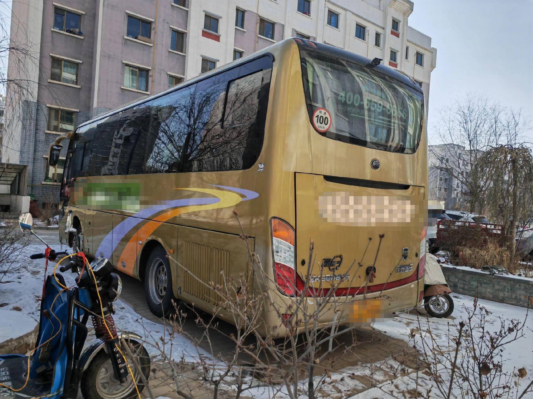 宇通6808型号2013年7月份35座,玉柴200马力,国3排放,钢板减震,锅炉