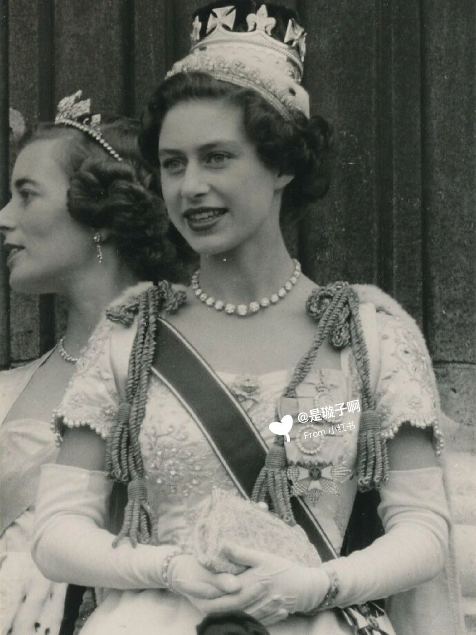玛格丽特公主王冠图片