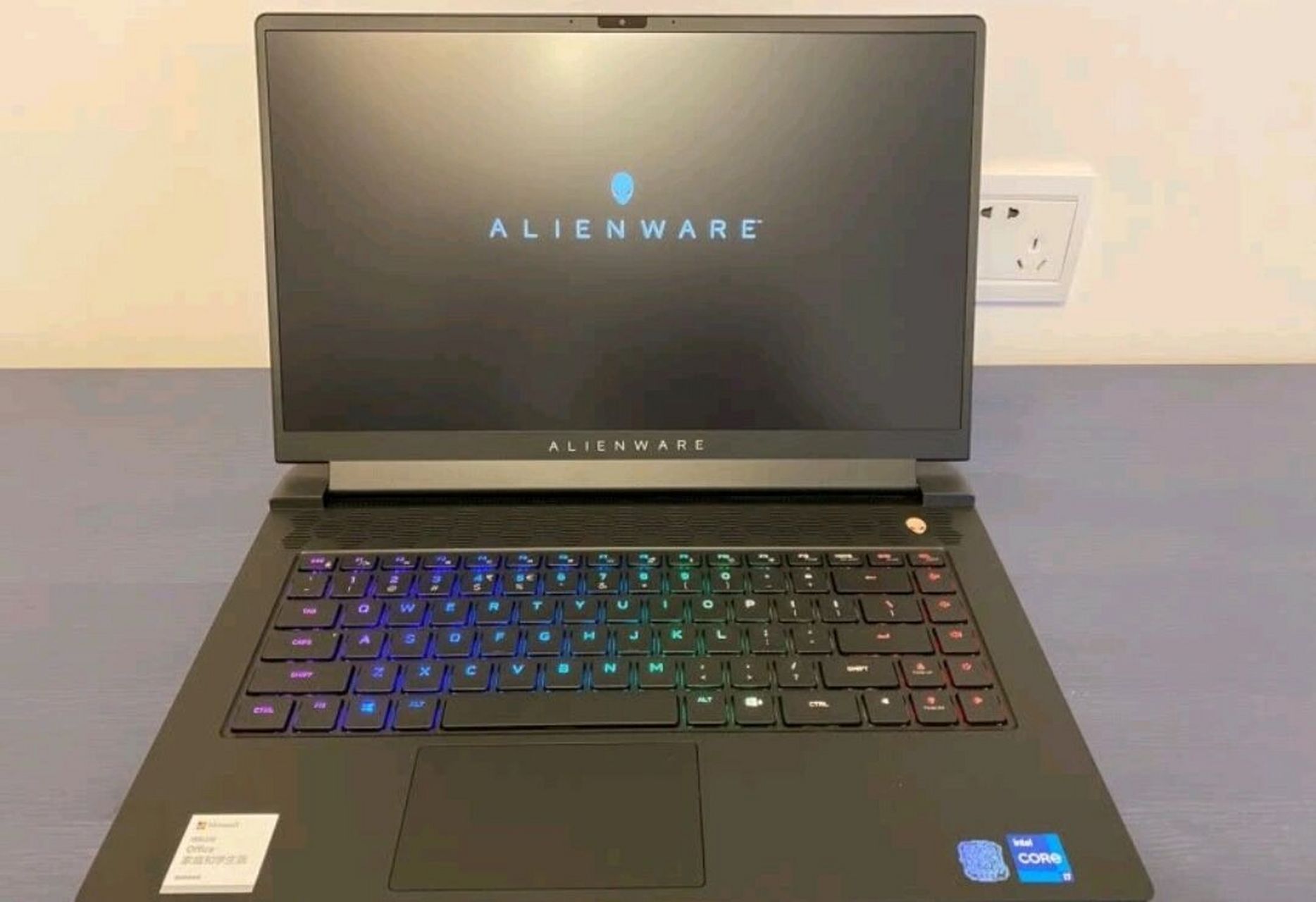 今天咱们就来讲一下外星人👽电脑 m15: 💥从1996年诞生之初,alien