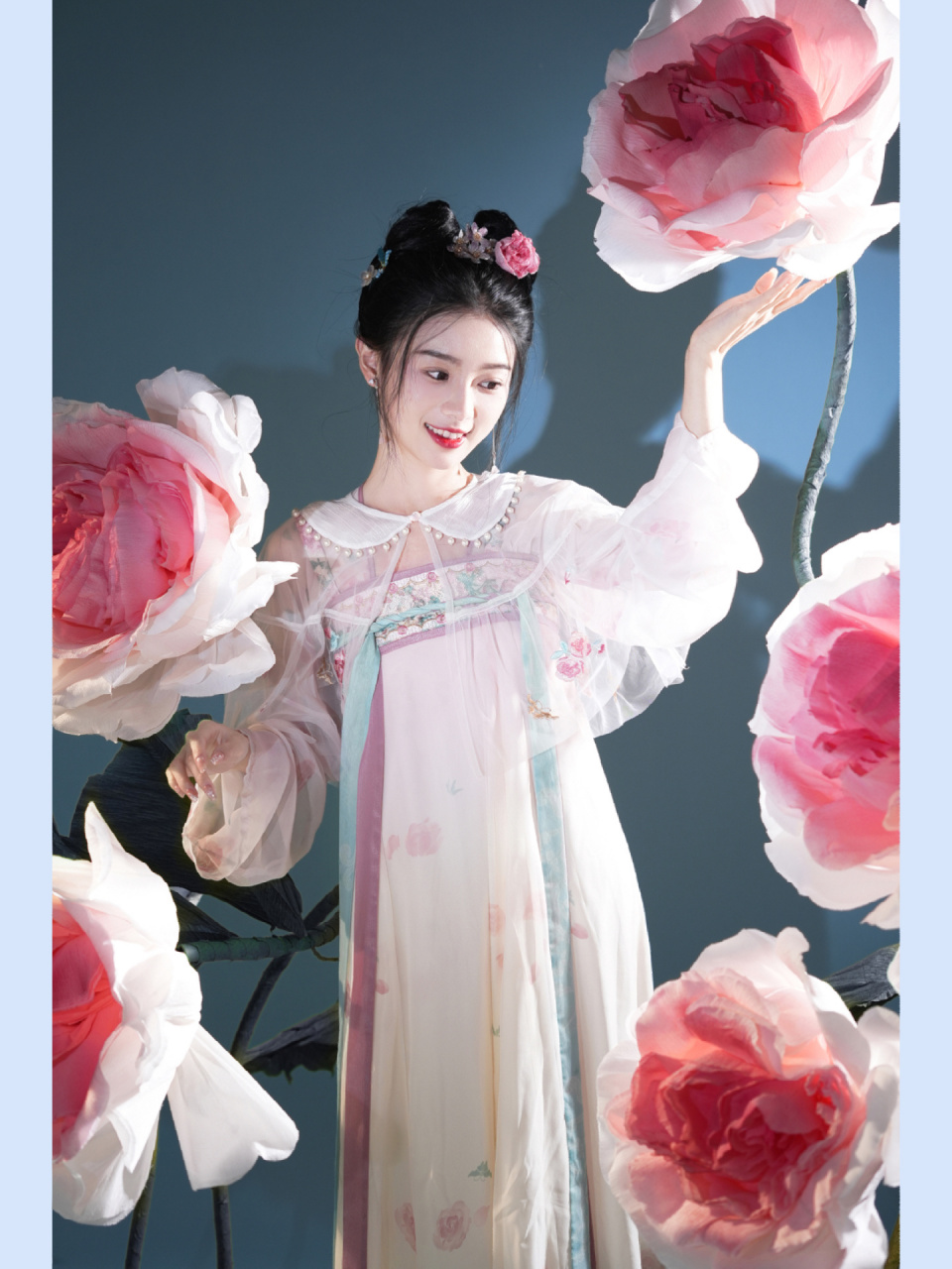 梨花渡 | 小玫瑰_你知道她的花语吗?