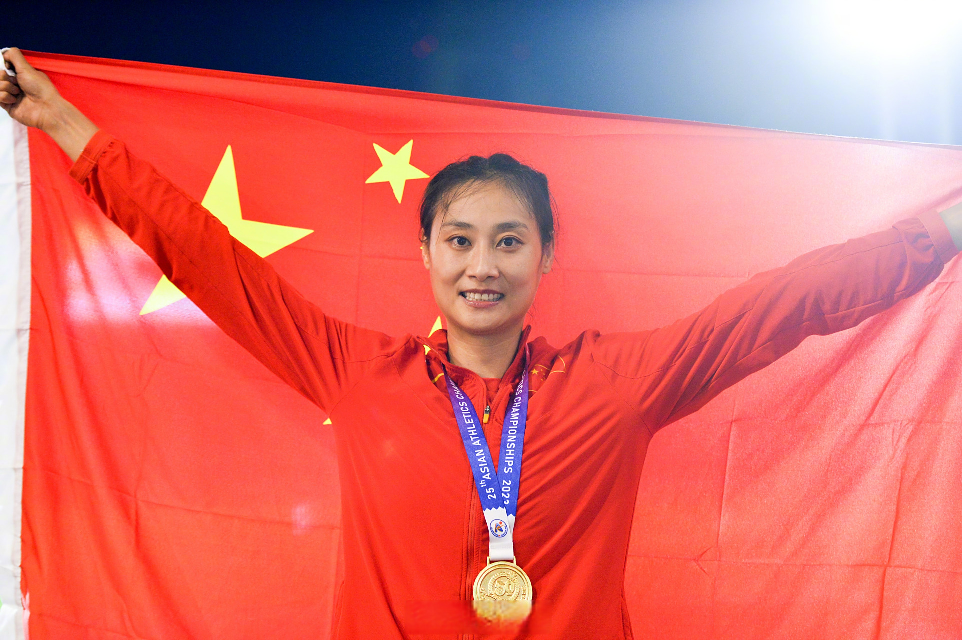 【#李玲夺得亚锦赛女子撑杆跳高冠军#】#亚锦赛女子撑杆跳李玲4米66