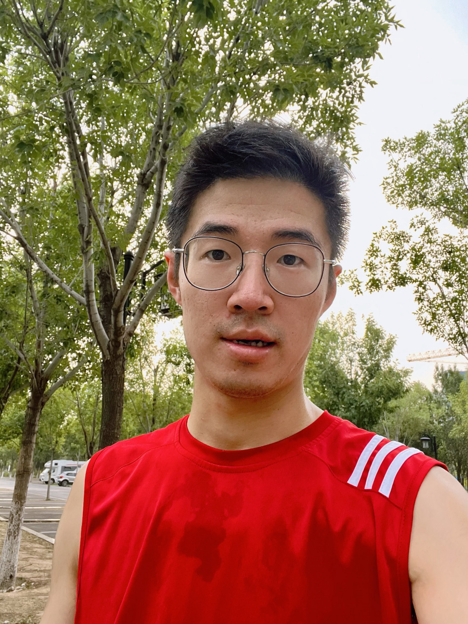 中年男人一般不自拍,除非值得纪念: 2023年6月17日 06:49 33岁 扣篮