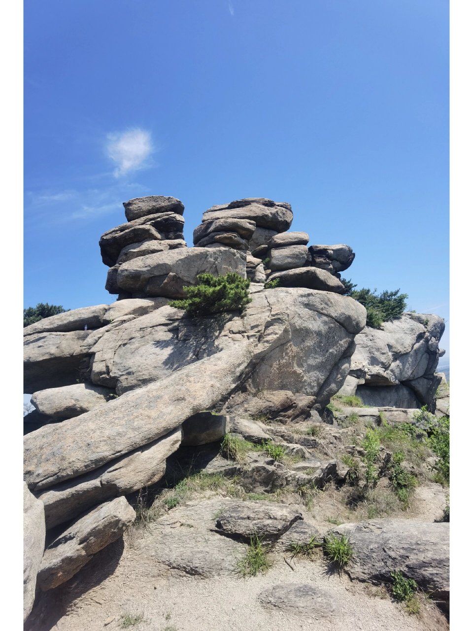 日照甲子山 上山下山一个小时 周末出出汗