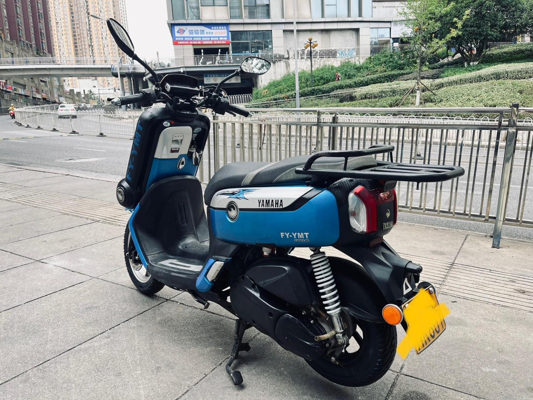 飞鹰e酷110 成色如图 车况精品  安全行驶16000公里 发动机无拆修