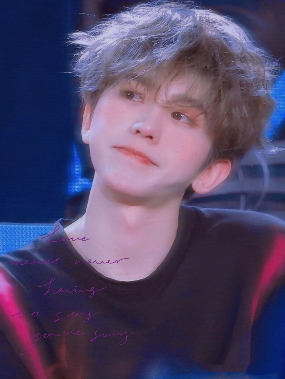 坤坤壁纸 今日份小葵,好可爱(*/63*) 明天就开学了 可能好久才更新