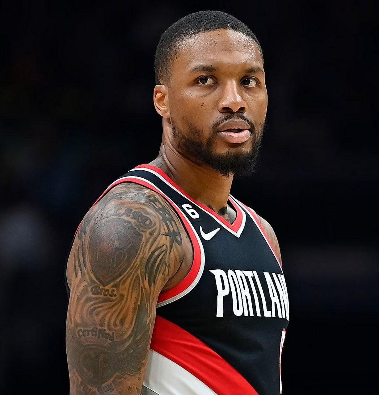 达米安·利拉德并不喜欢nba的正在发生的变化和戒指文化: "虽然我知道