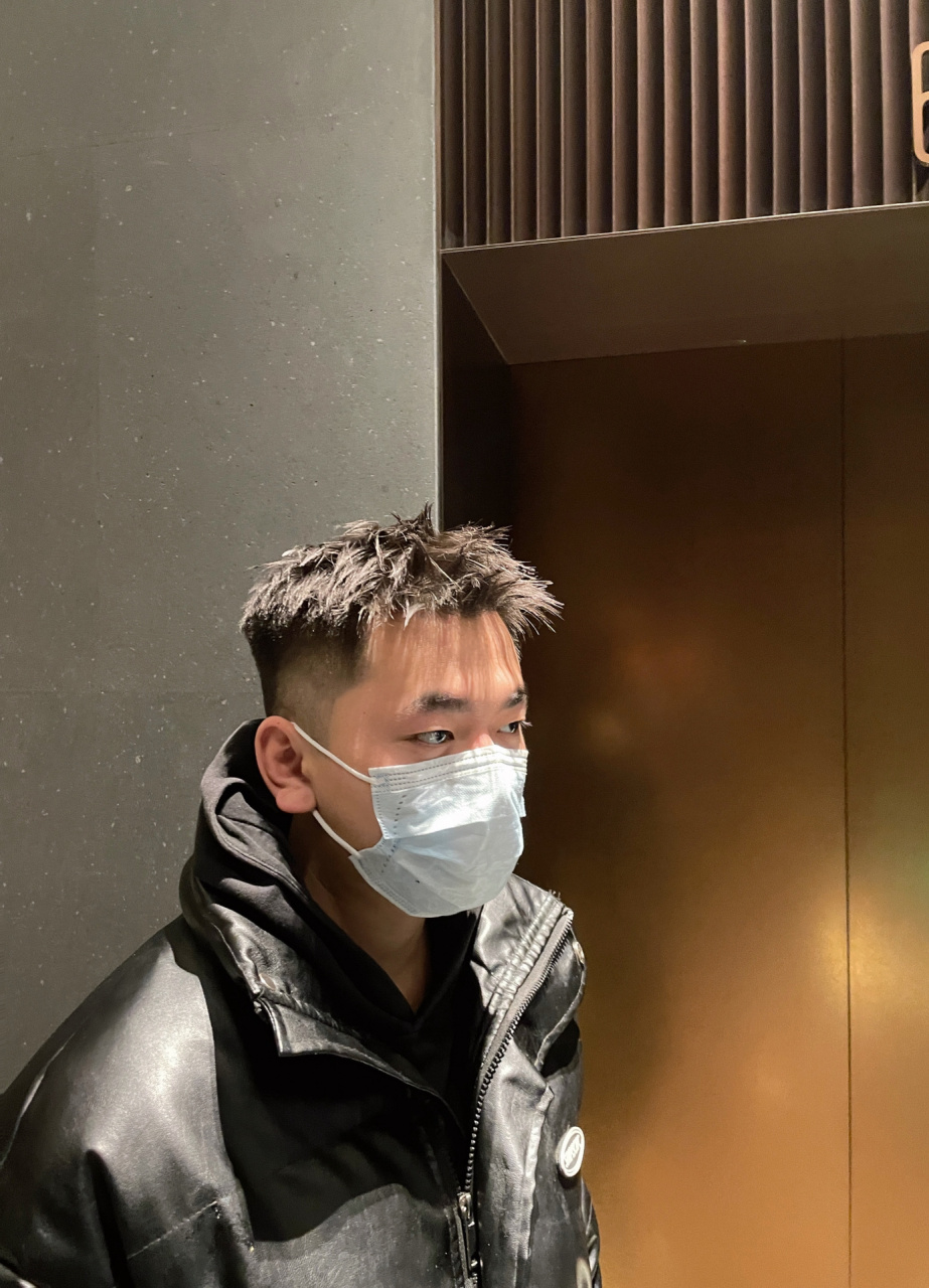 前刺飞机头 成都前刺飞机头,简单好打理