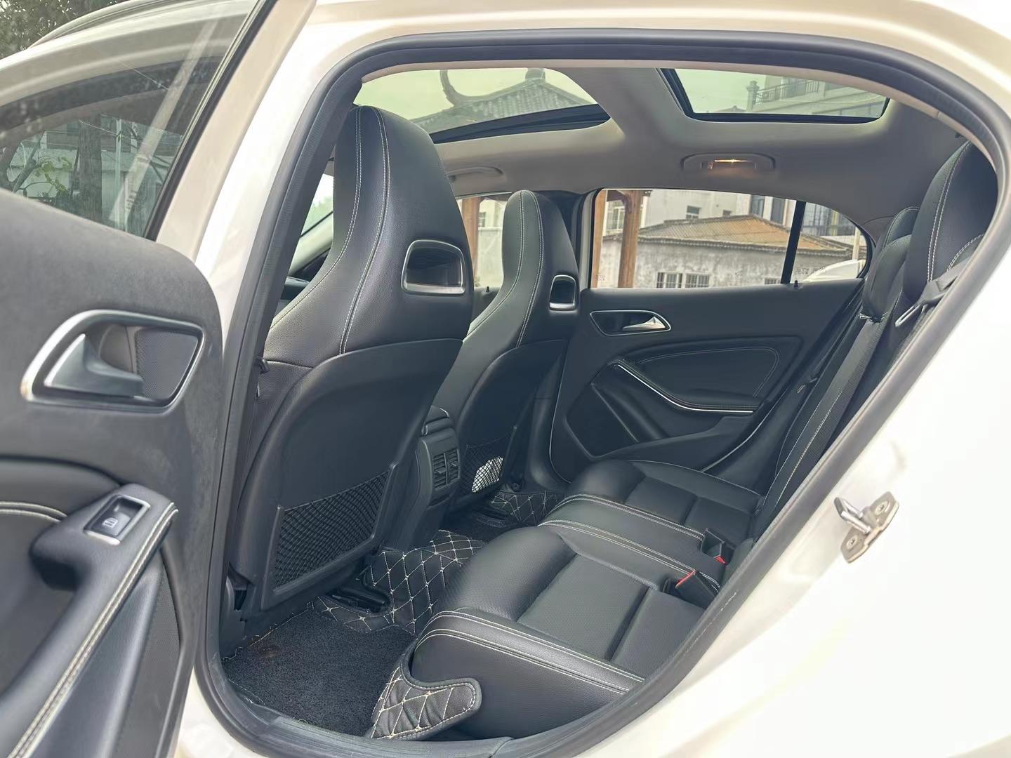 债权转让 19款奔驰gla200时尚型1