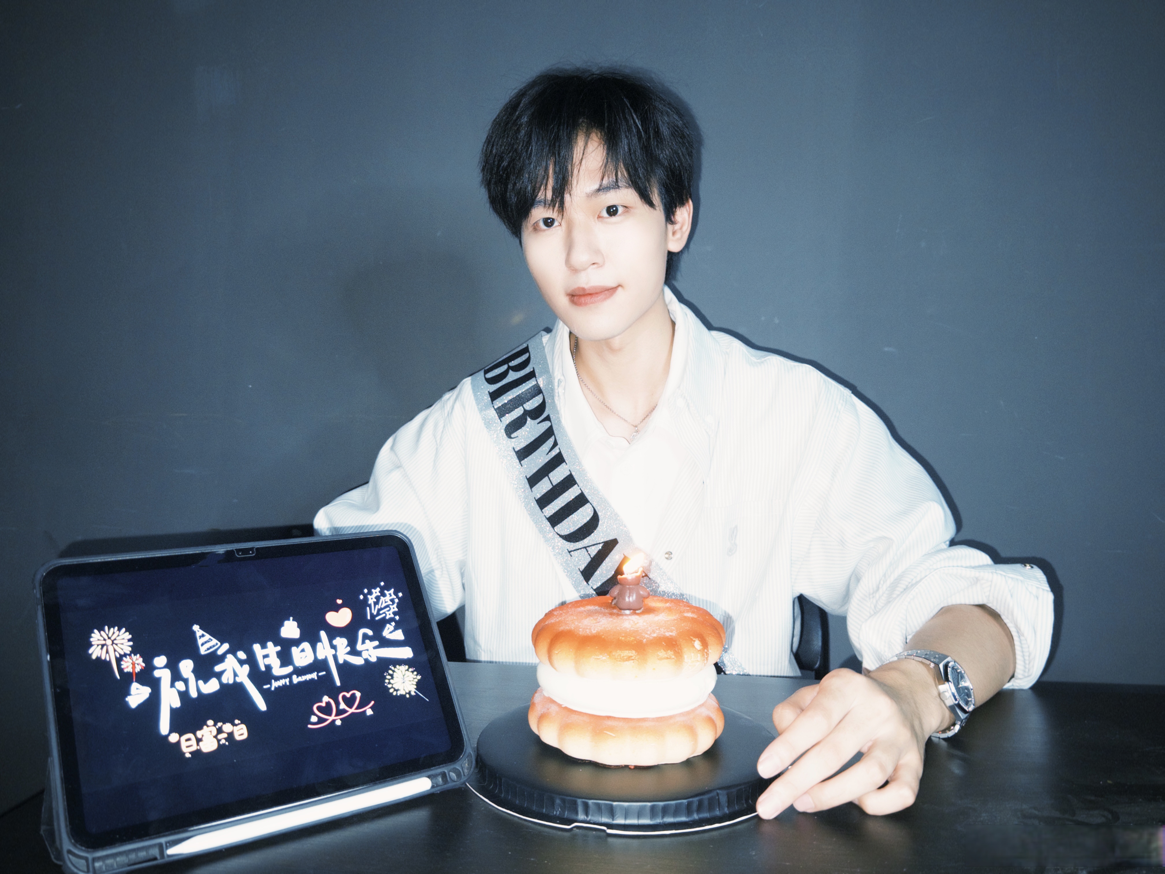 又到了一年一度吹蜡烛的时间#生日快乐#