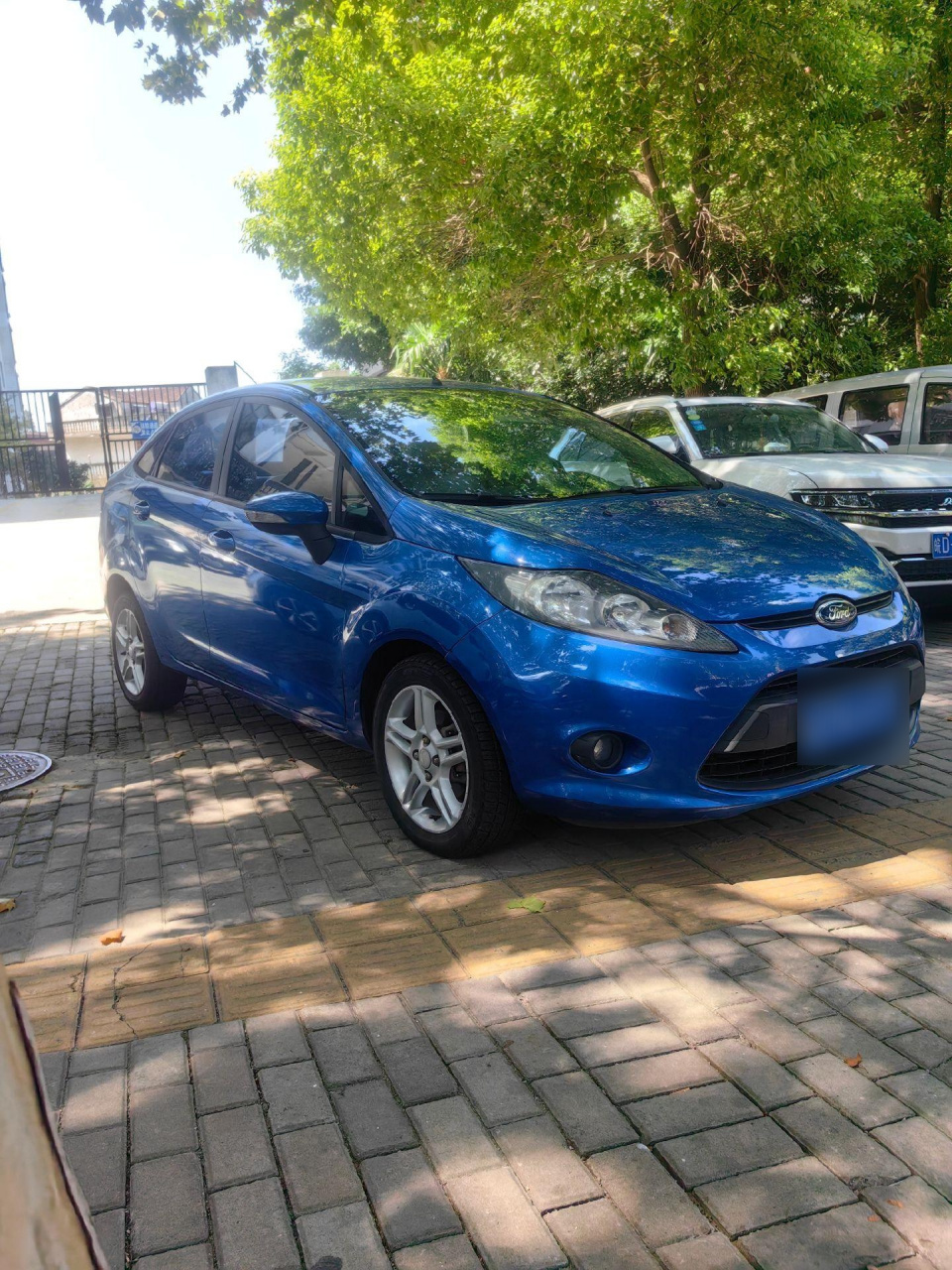 到店2011年福特嘉年华.1.