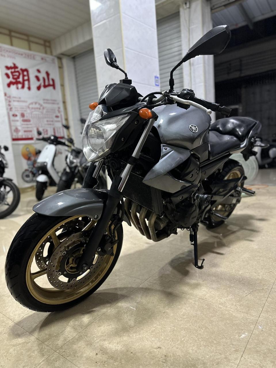 雅马哈xj6官方报价图片