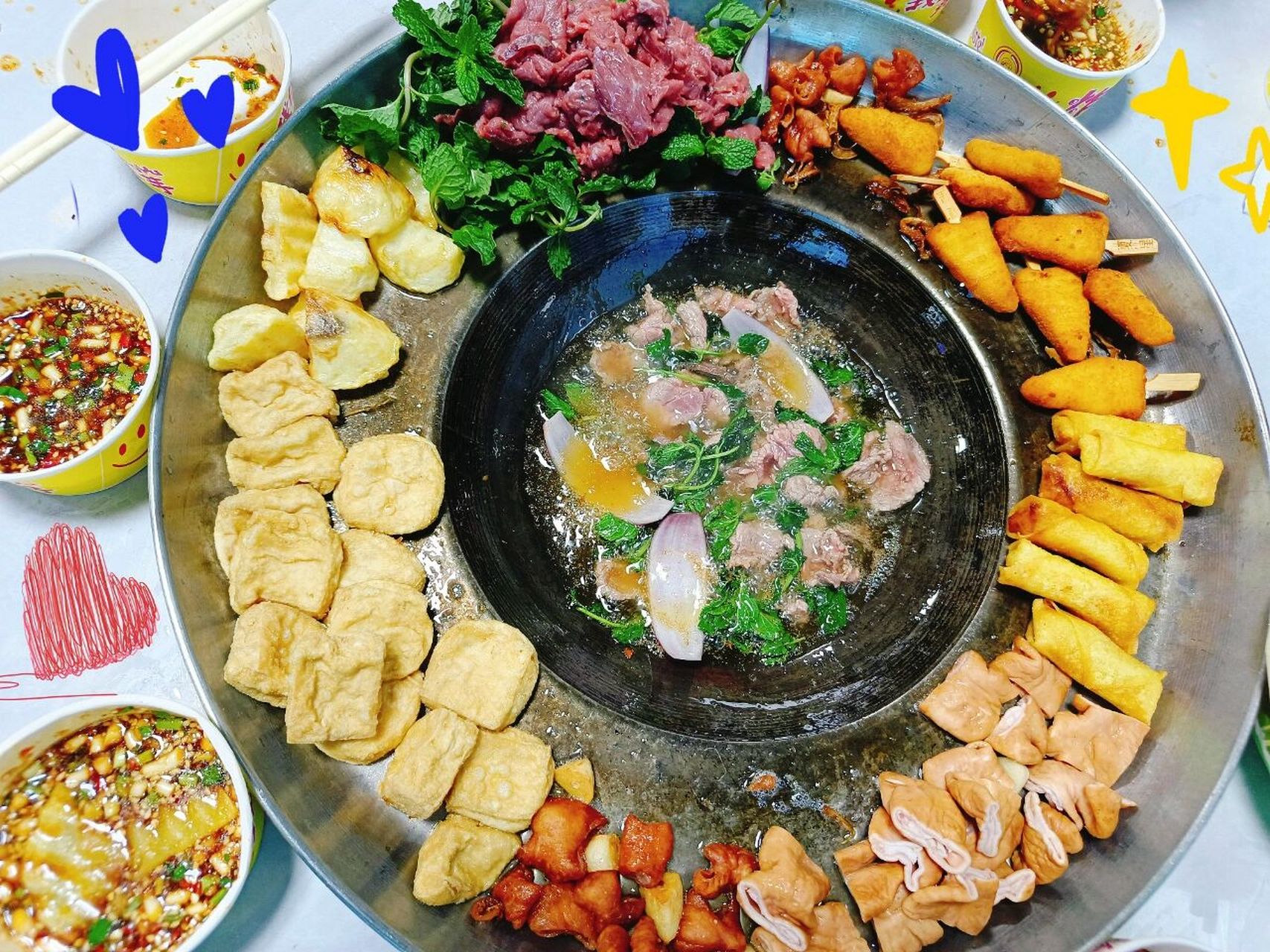 宣威探店 | %爱尚锅边洋芋🍴 📍原来在人民医院菜街,现在搬到艾尔