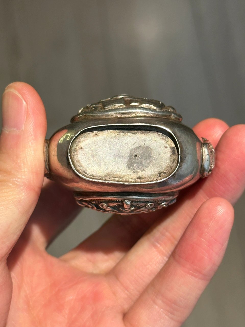 精品■ 清末蒙古老银鼻烟壶