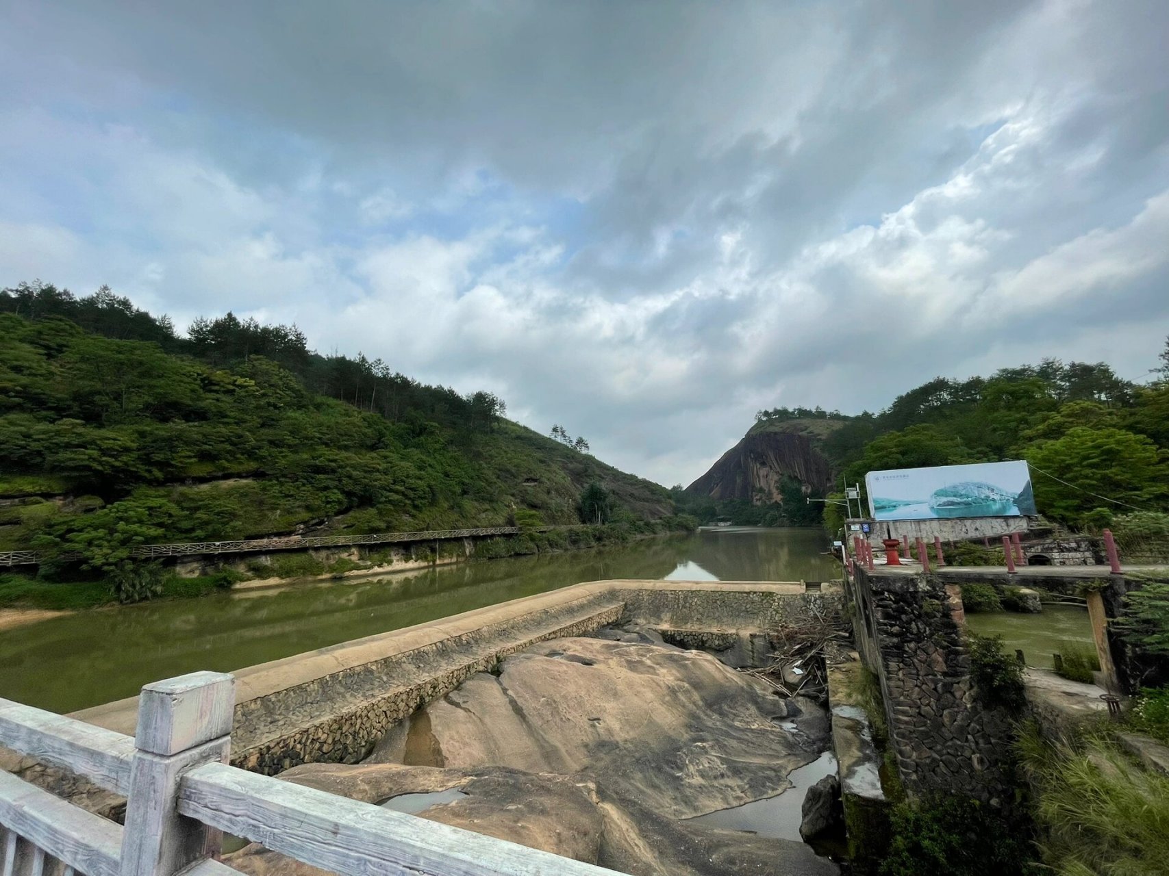 寻乌青龙岩风景区图片图片