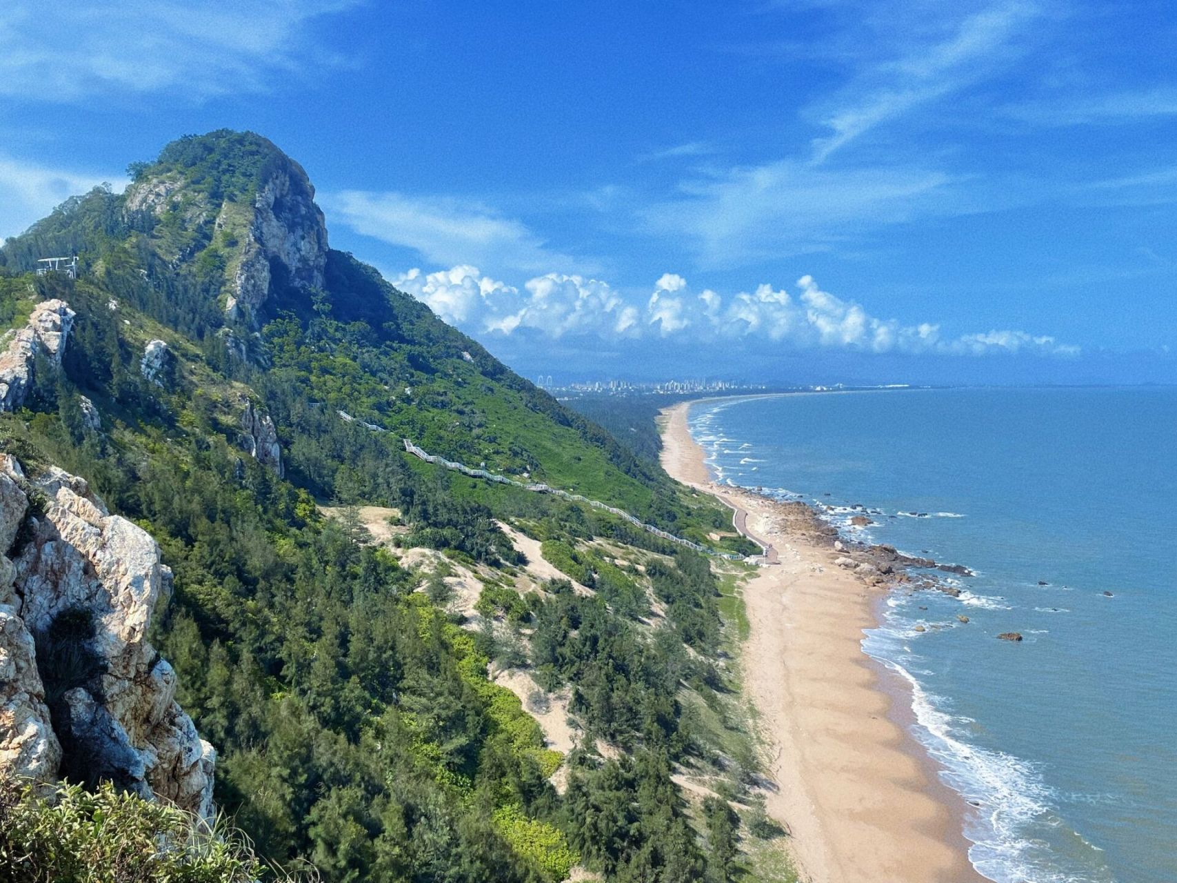 广东·茂名超长海岸线:晏镜岭_童子湾 可以打卡 山·海 | 日出·日落