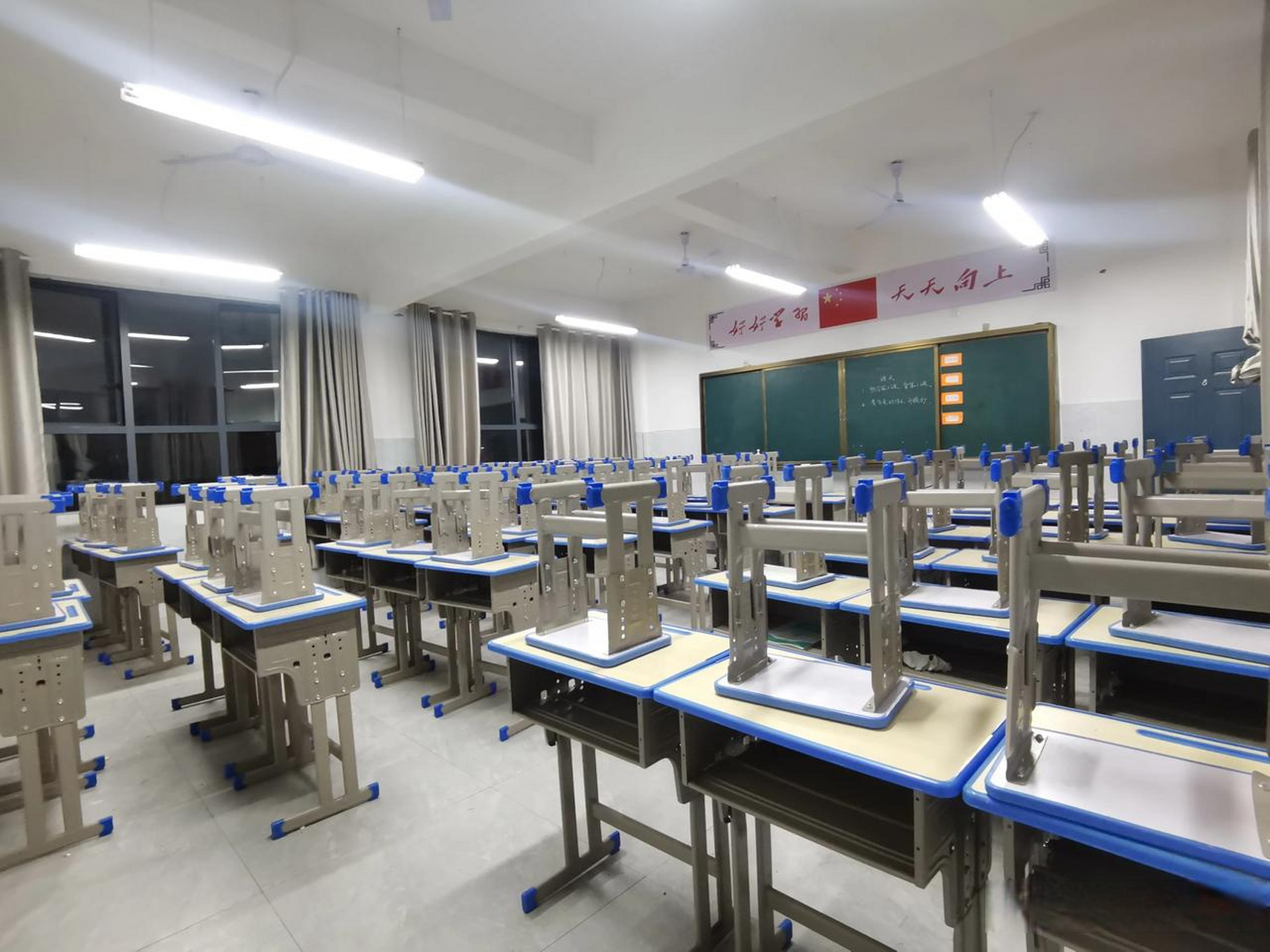 打卡铅山县实验小学新教学楼,比老的好很多, 铅山 铅山身边事