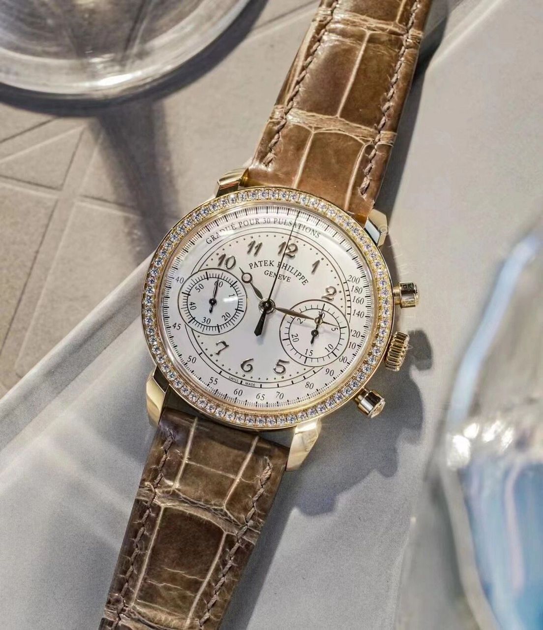 百达翡丽坠美女表7815 这些年综合价格,百达翡丽做的最好的女表我