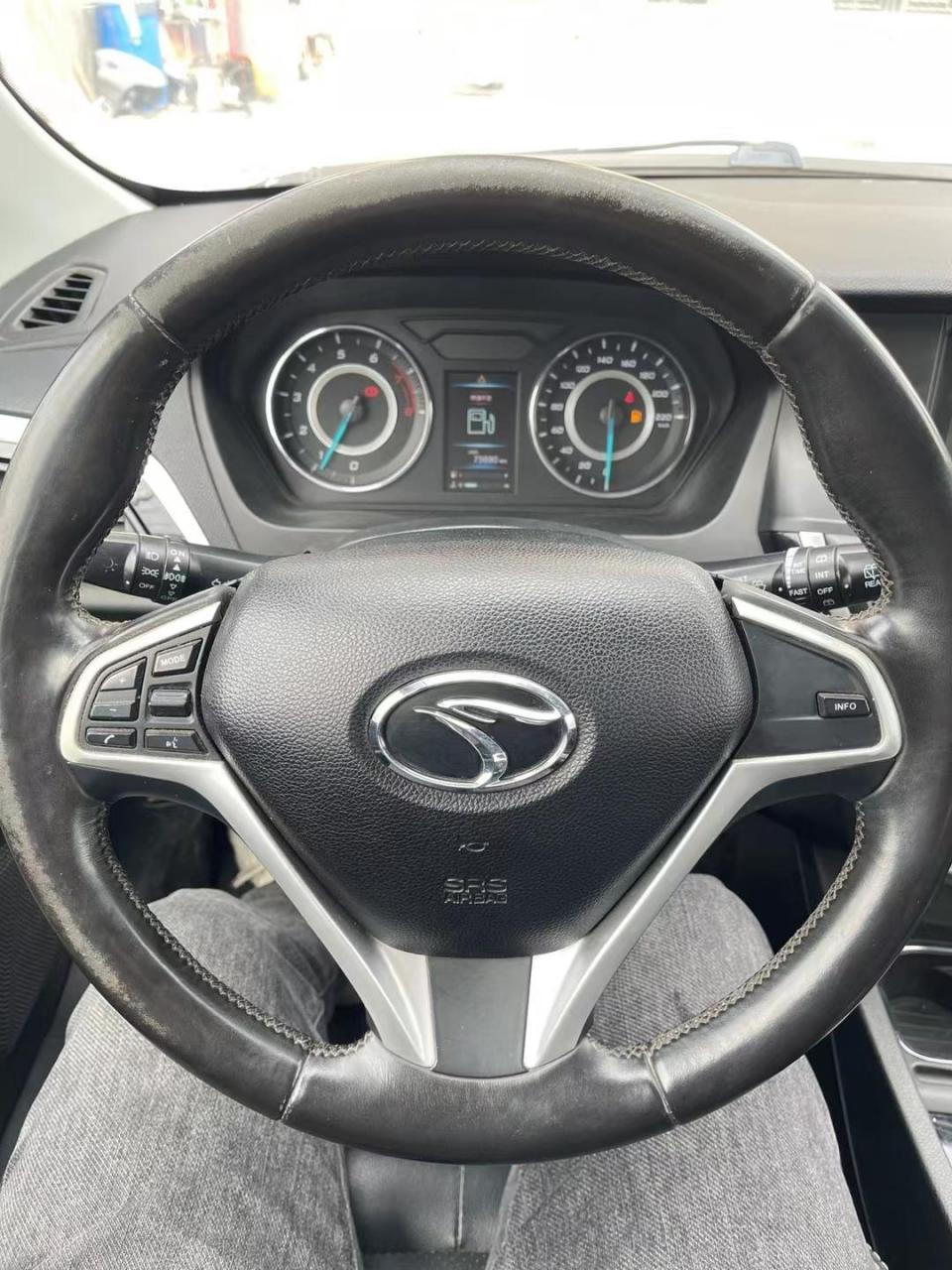 9899东南 v6 菱仕 1.