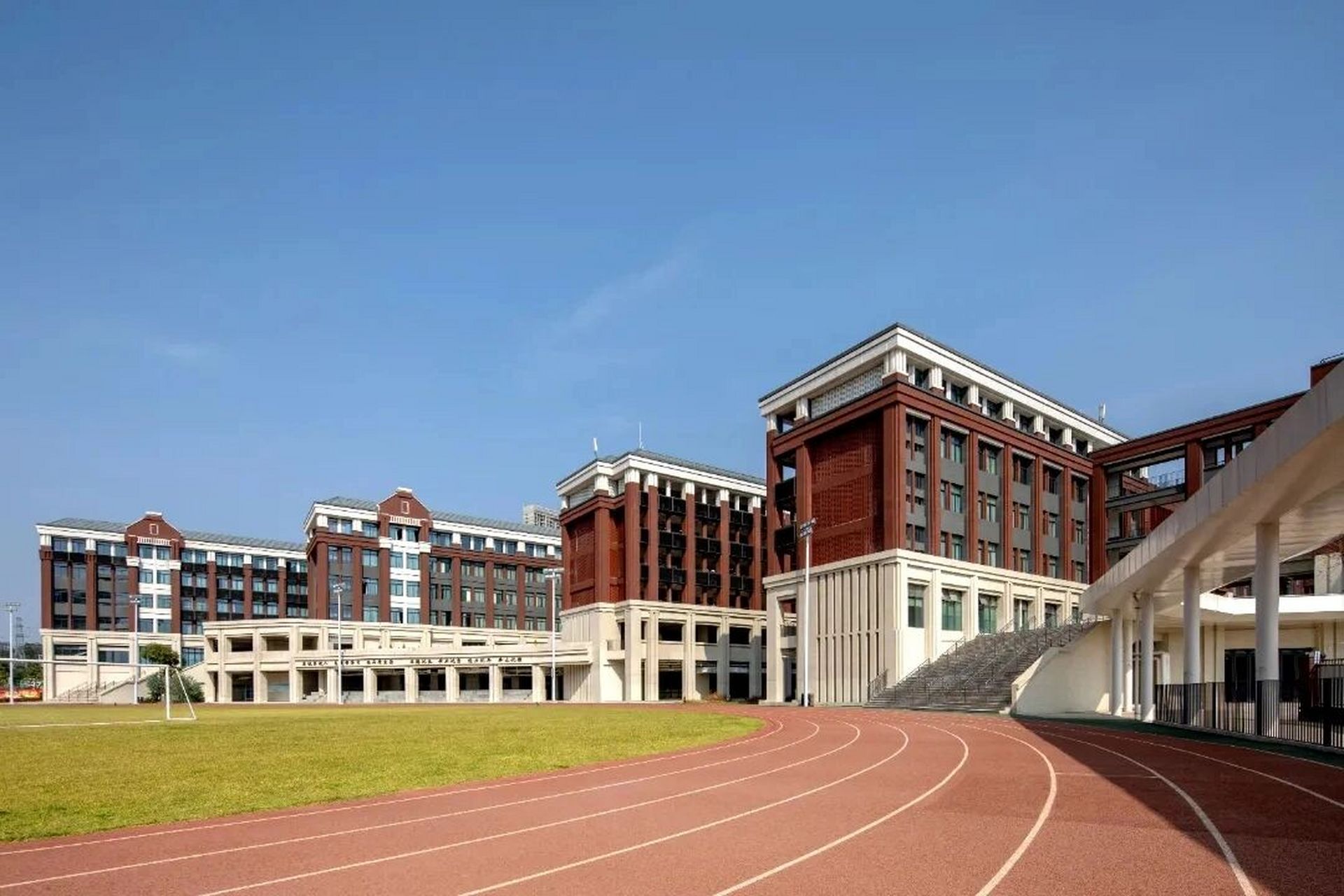 高中学校介绍7 | 广东实验中学深圳学校 广东实验中学深圳学校(简称"