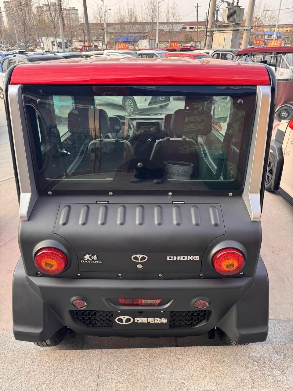 大阳四座 配5块120安电瓶 3000瓦电机 实表900公里 带多媒体大屏 倒车
