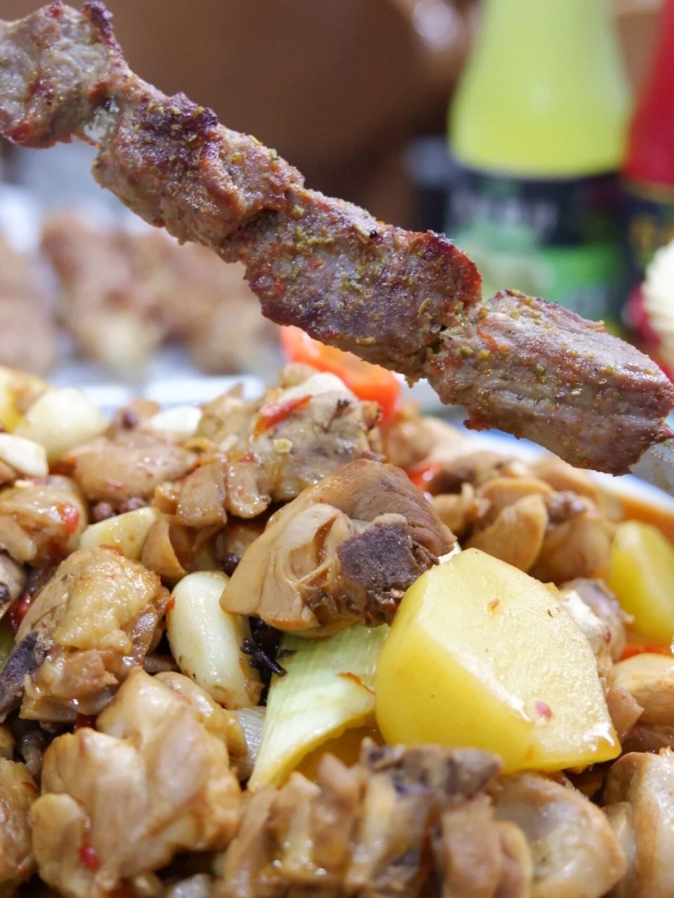 谁又能拒绝一顿正宗的新疆买买提烧烤呢97 烧烤还是要看我们大美