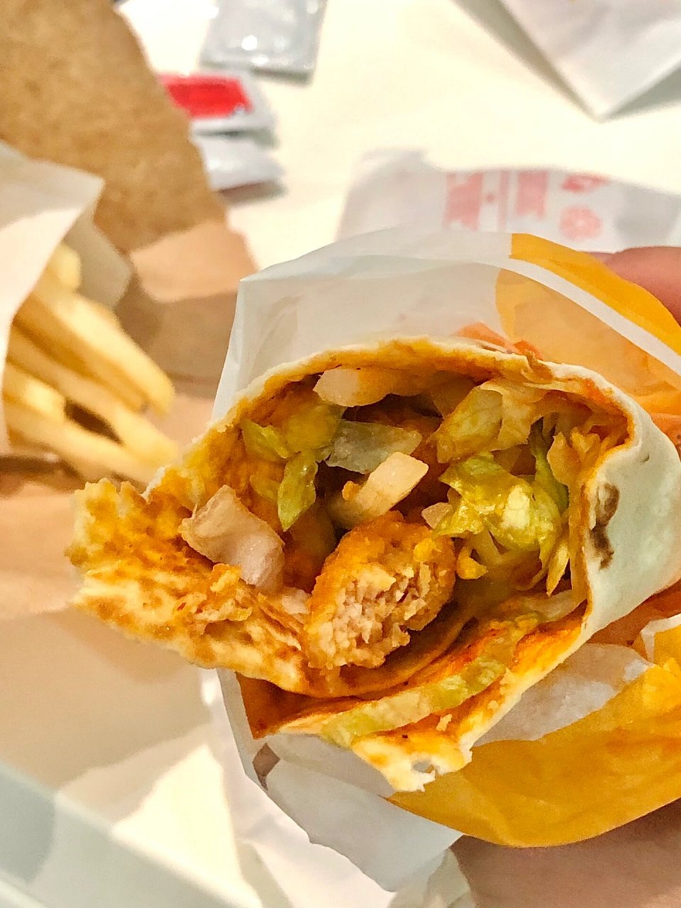 麦当劳的酥酥多笋卷麻麻辣辣的也太好吃了!