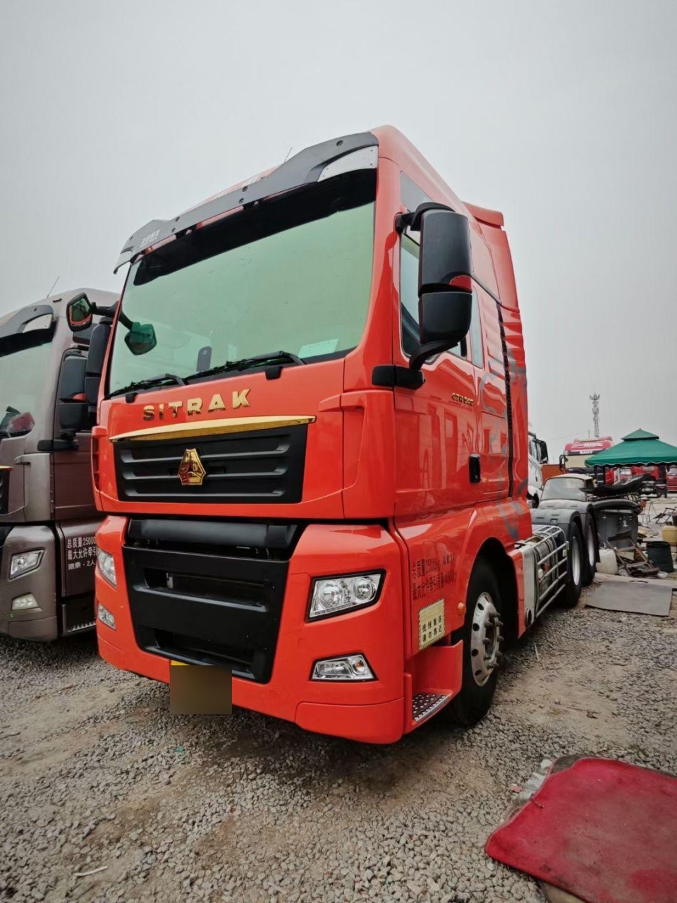 最新到家 金标汕德卡c7h-540 超高顶 奢华版驾驶室,20年9月 540马力