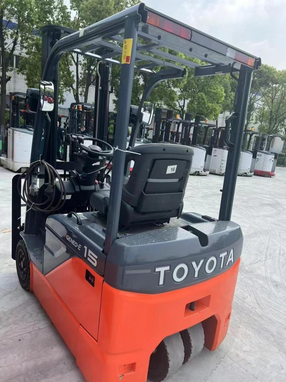 进口电动叉车日本丰田8fbe15三点转弯半径小,可计重量