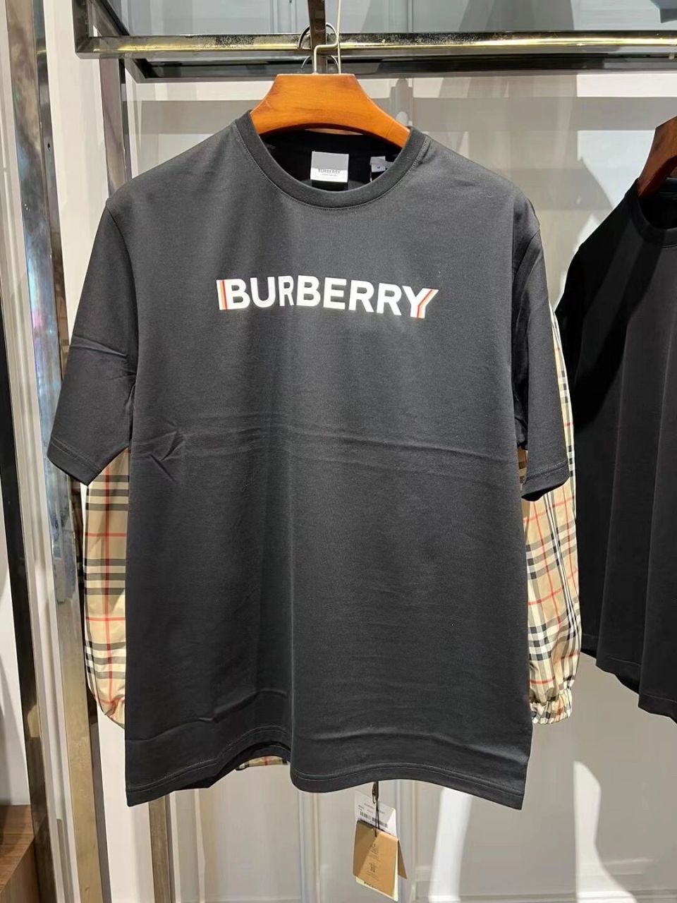 burberry巴宝莉 | 新到t恤 新到圆领短袖t恤,吊牌4800,5.