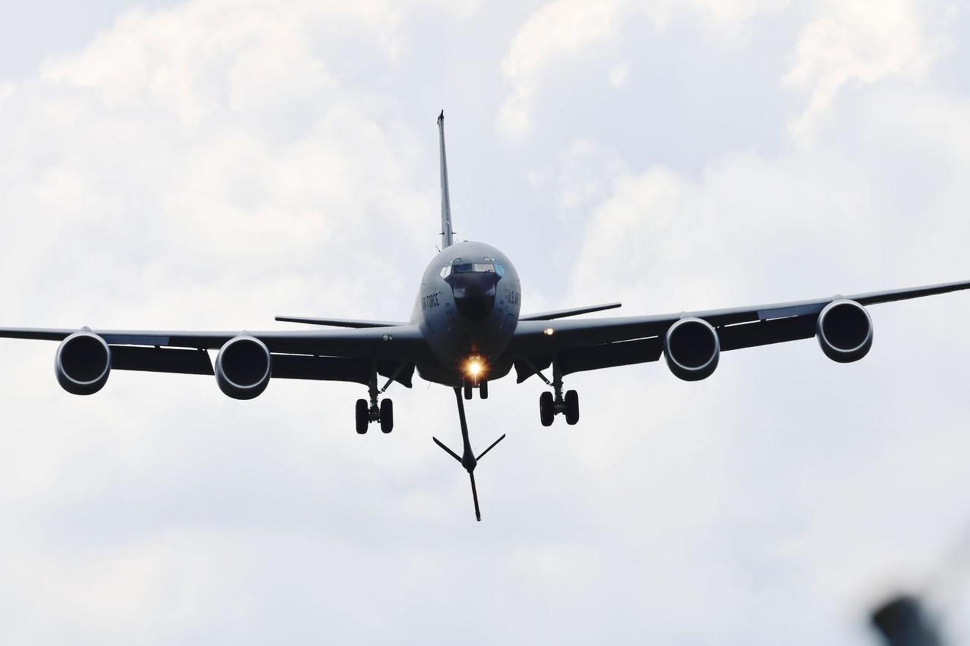 KC-135图片