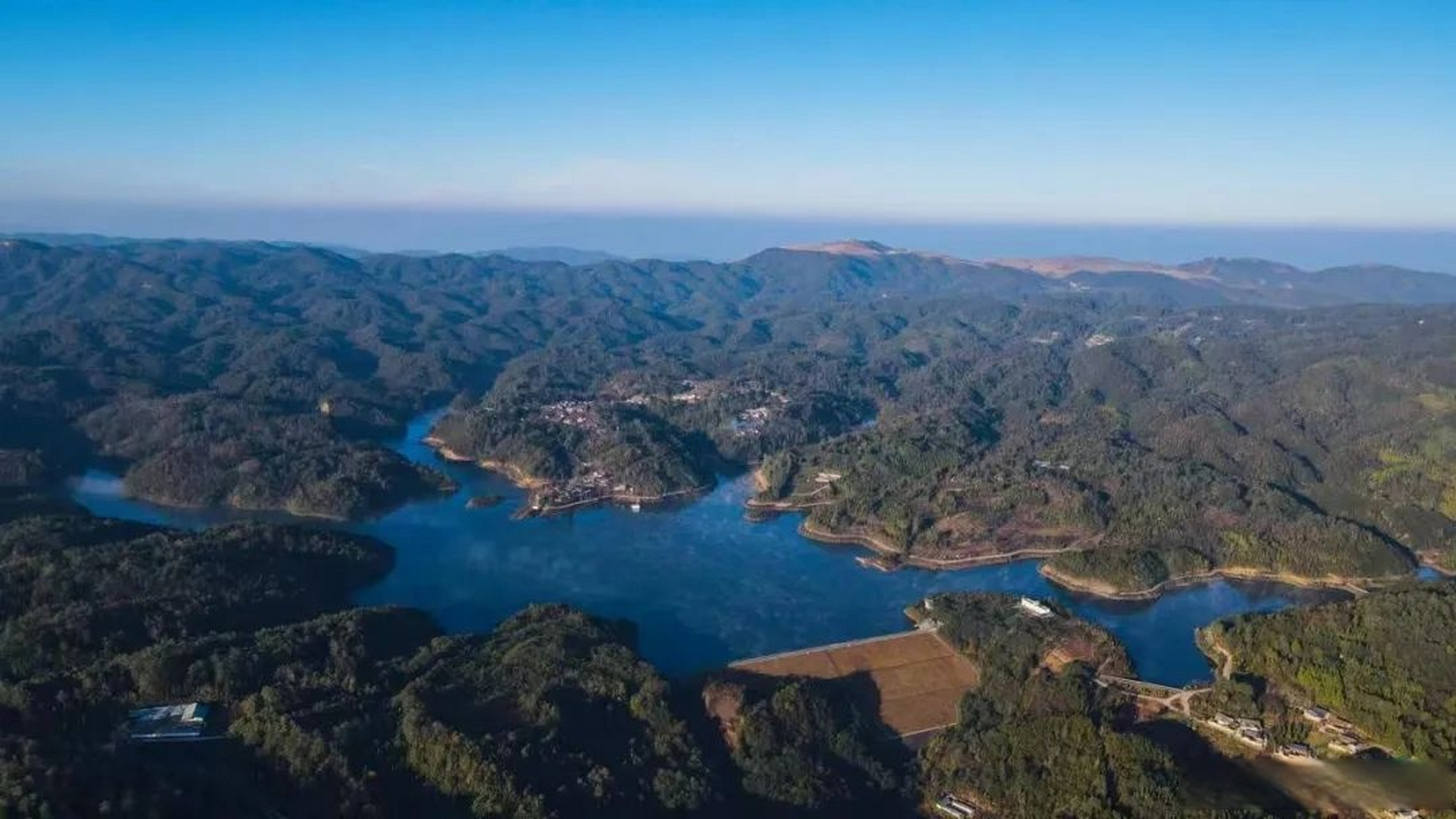 【芒棒甘露寺,拾光的地方】甘露寺位于芒棒镇郑山社区,距腾冲城有22