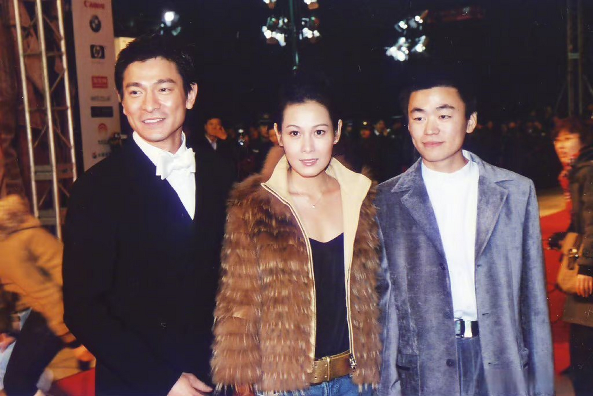 王宝强晒与刘德华刘若英19年合照#一眨眼天下无贼居然已经过去了19年