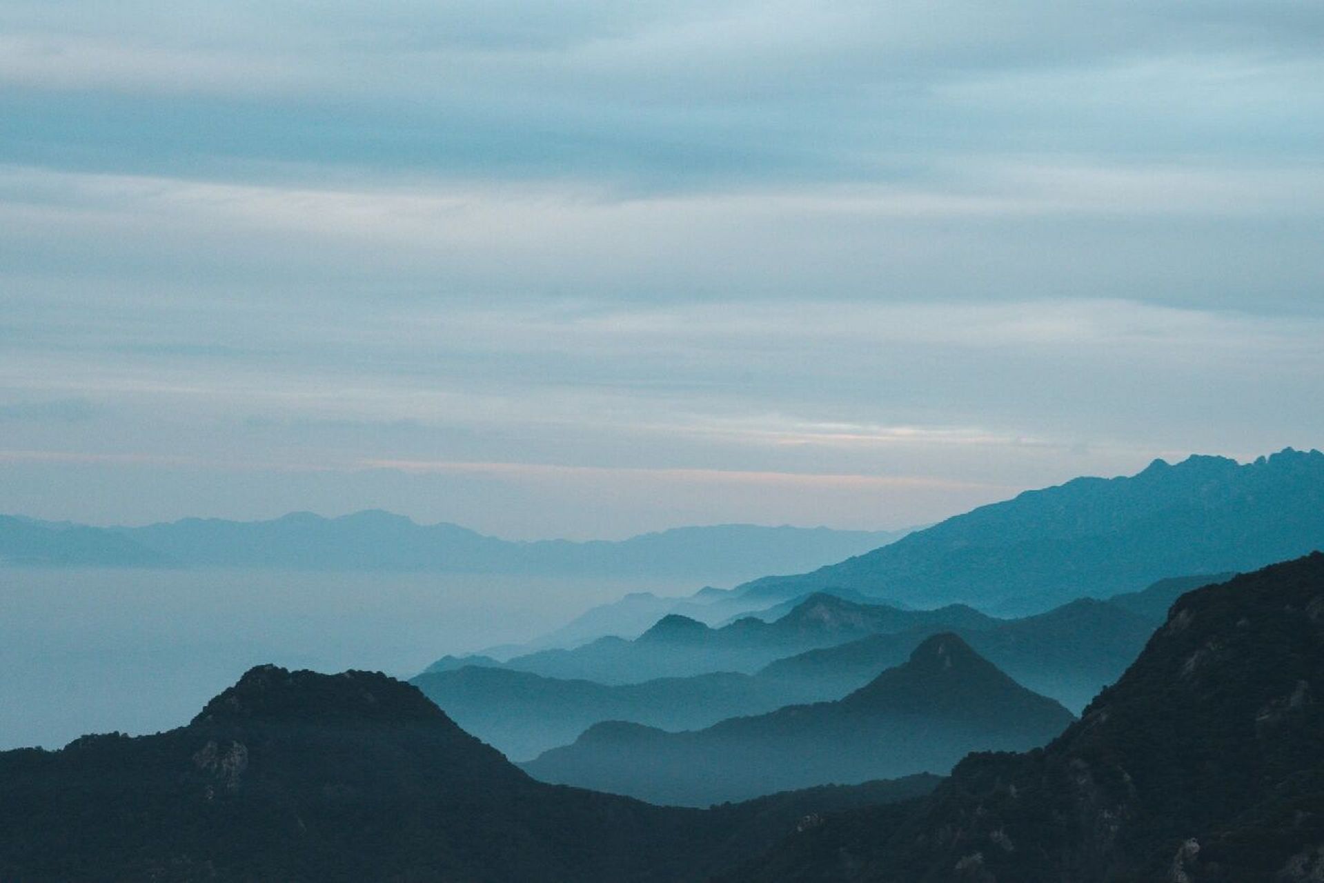 西安爬山|秦岭观云海绝佳之地            82嘉午台又名雪瓦山,位于