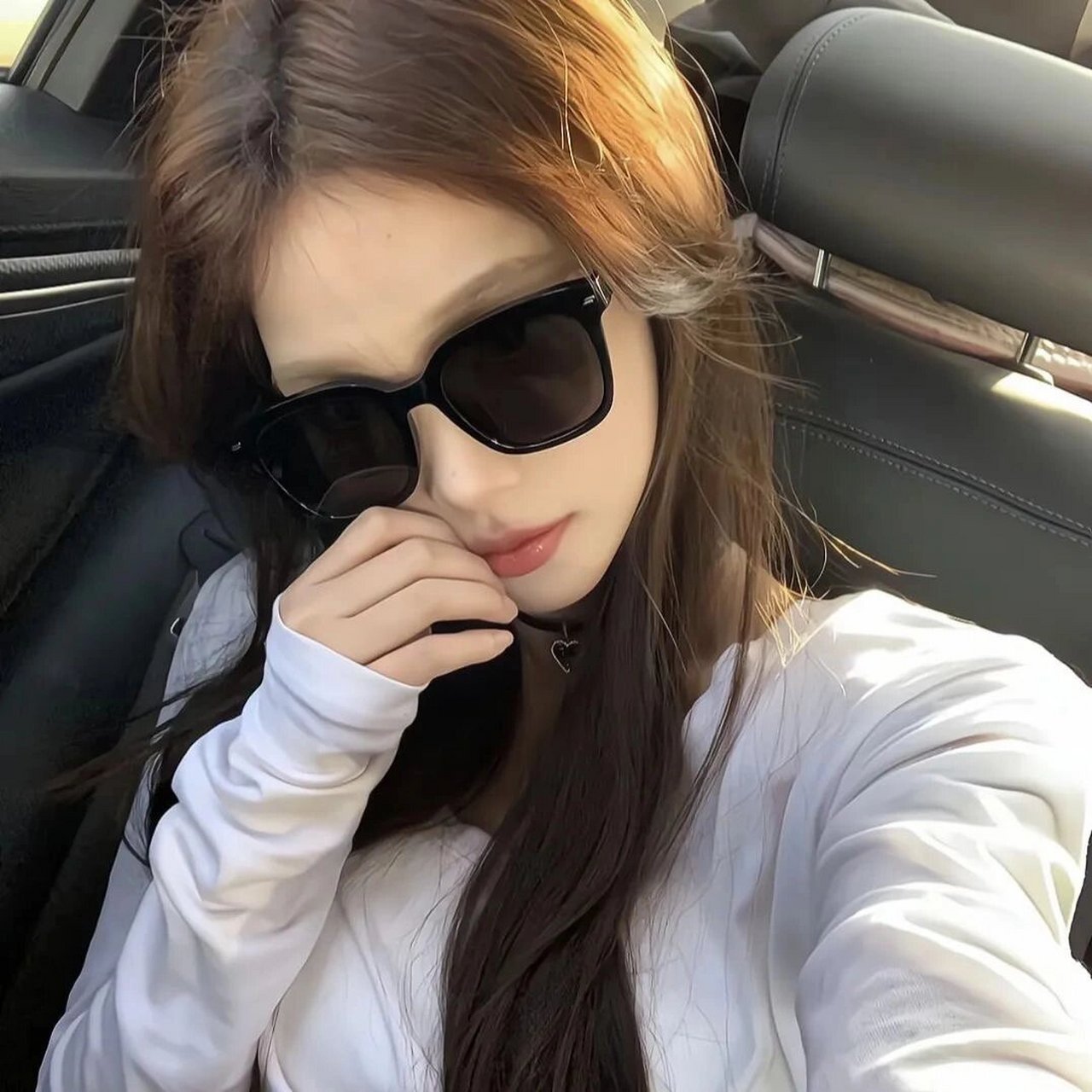 ins风拽酷辣妹头像