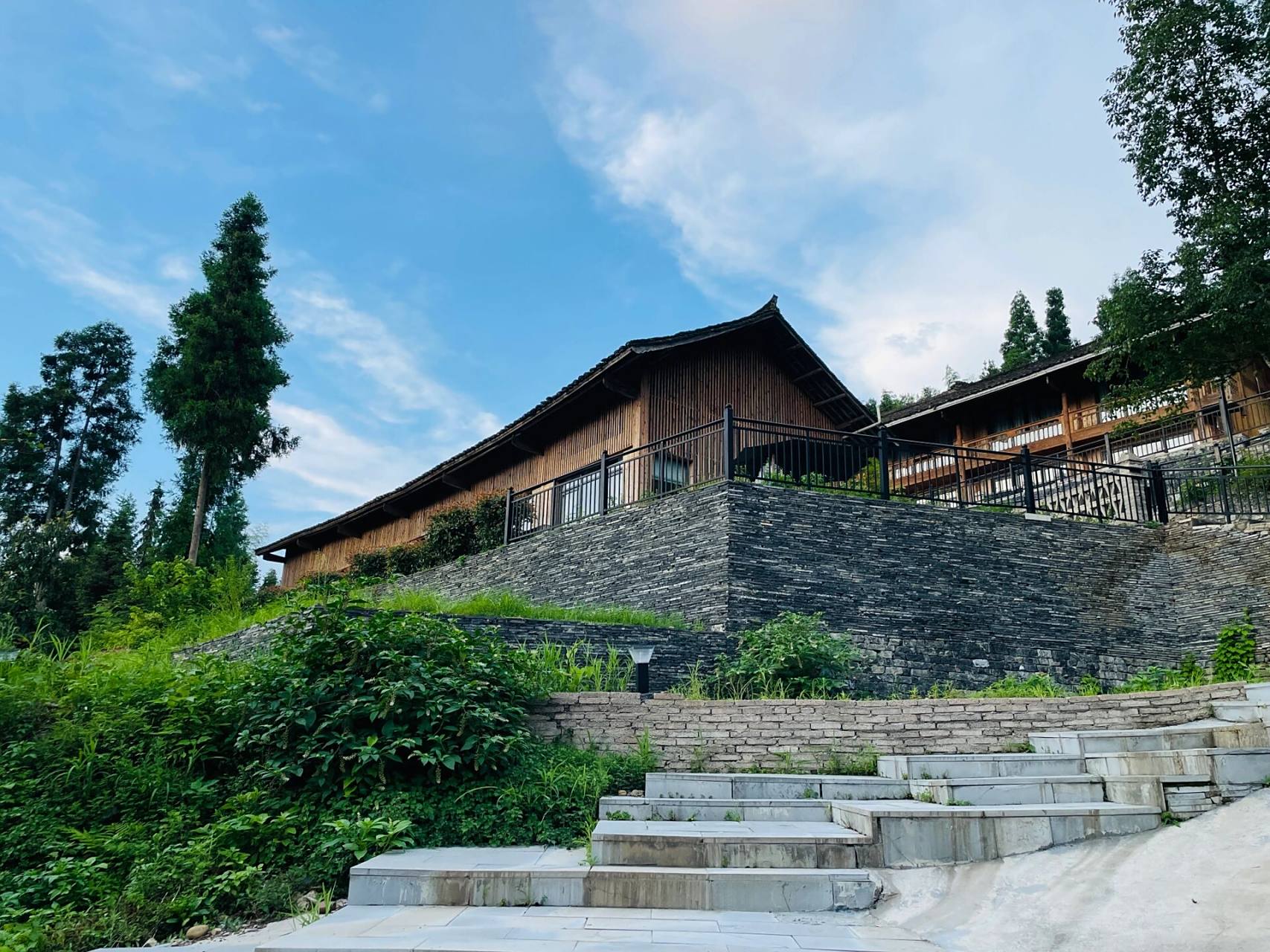 梵净山民宿推荐 群山之心 这个民宿是我们在贵州体验感最好的民宿.