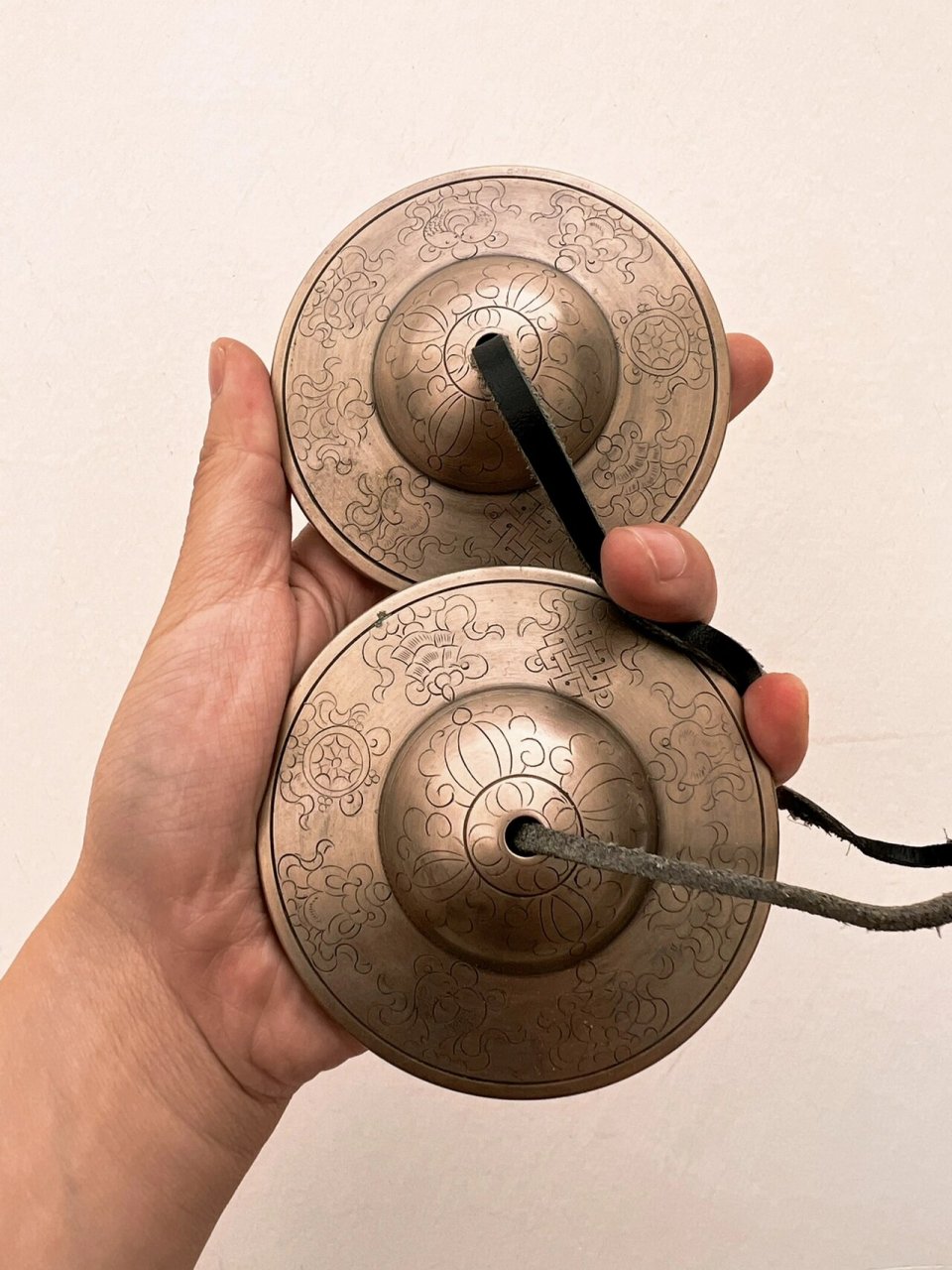 如何正确使用碰铃才能发出悦耳的疗愈之声?