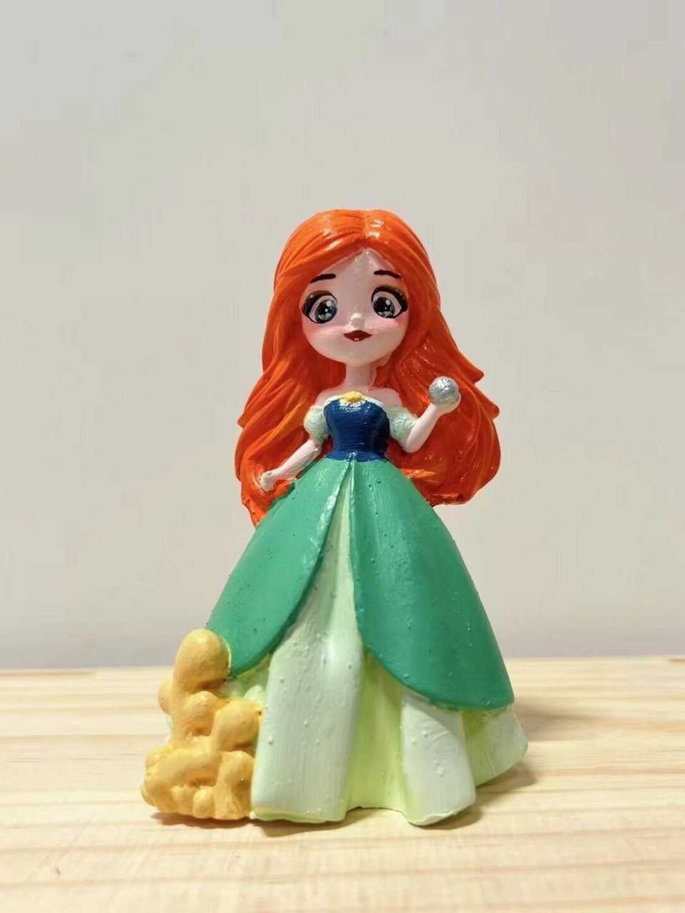 公主石膏娃娃涂色