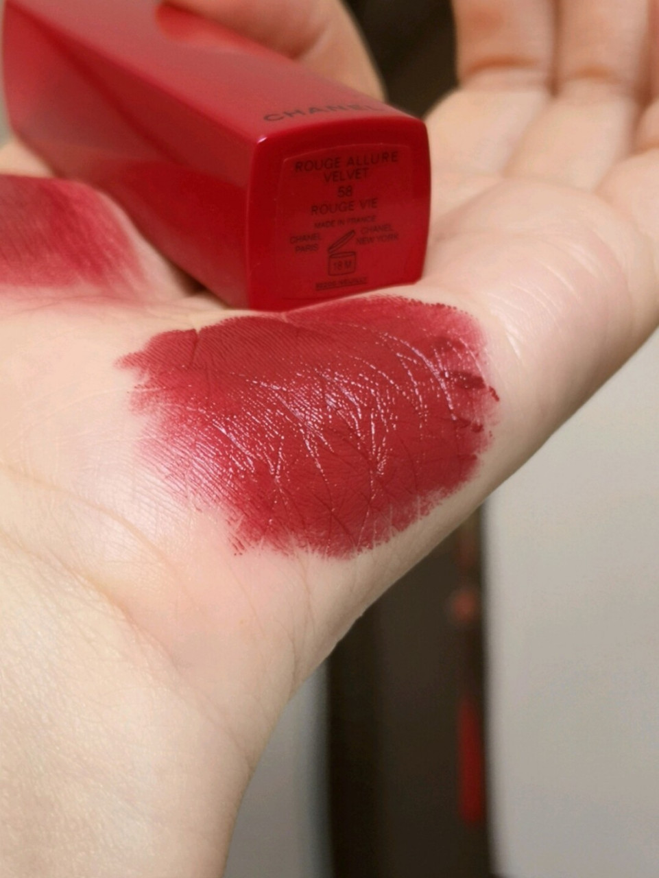 78chanel香奈儿 2020新年限定红管口红#58 超绝好看的玫瑰红茶棕!