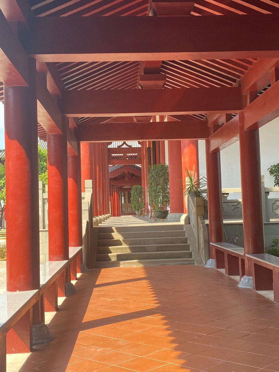 北海冠头岭普渡寺 1,这些是在北海冠头岭里的普度寺的照片,冠头岭普渡