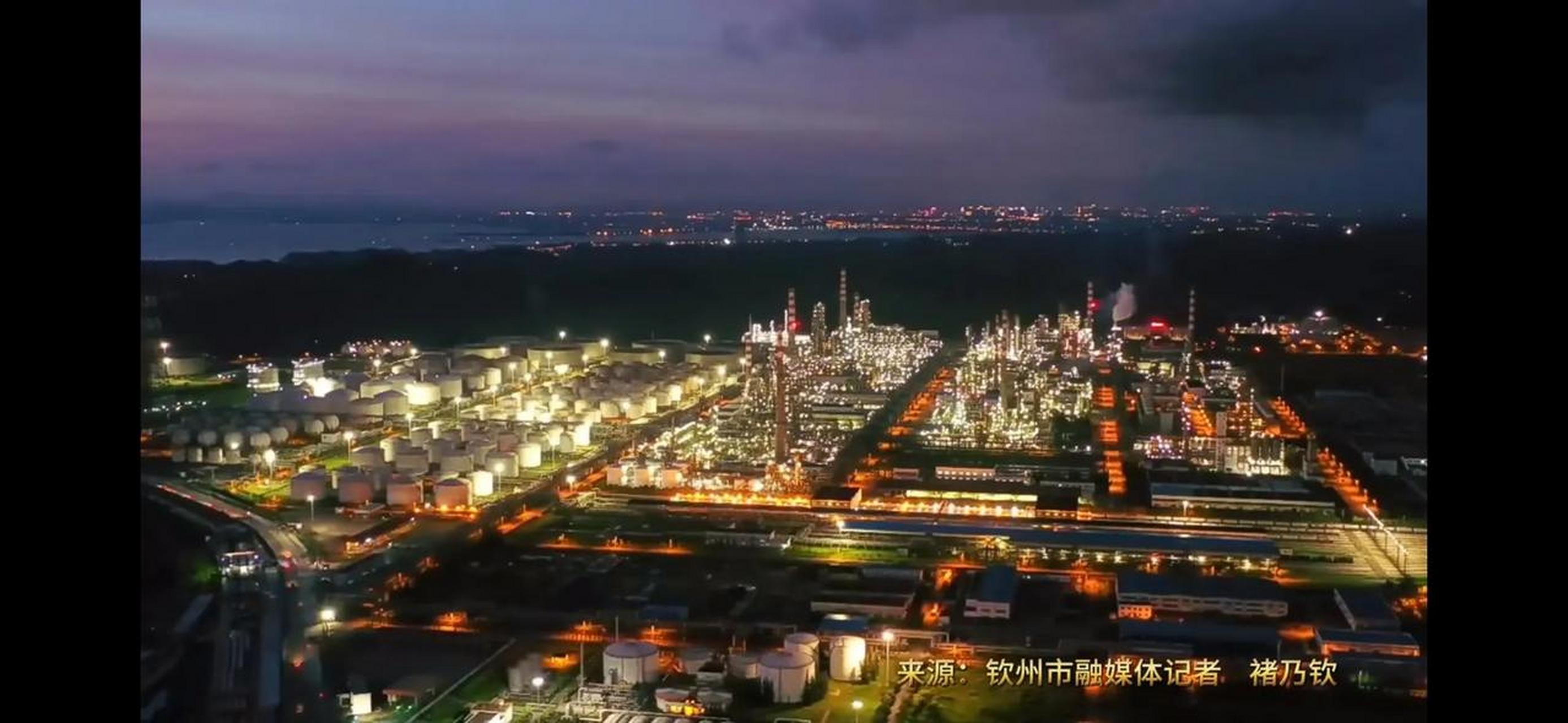 钦州上半年gdp千呼万唤始出来! 二产增长-13.8%.最终负增长5.14亿!