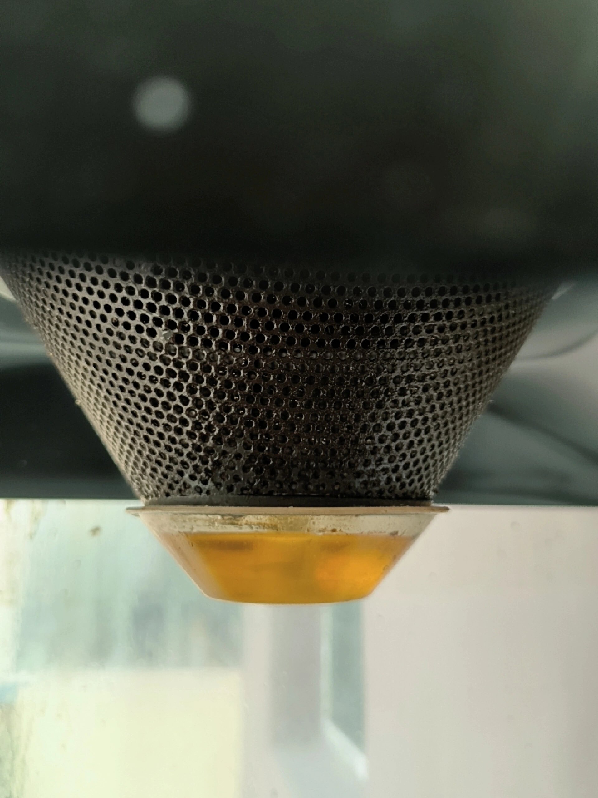 求助,油烟机油盒不会拆